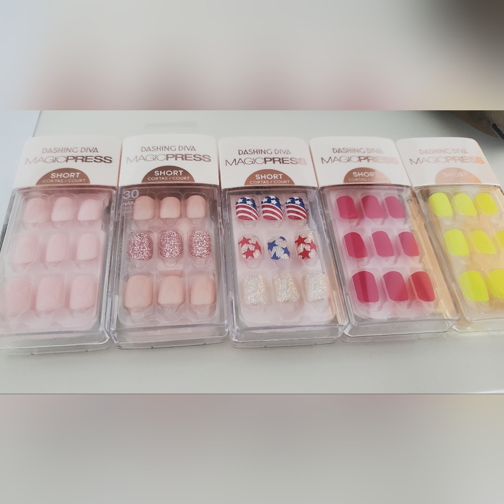 6 New Dashing Diva Magic Press Nails